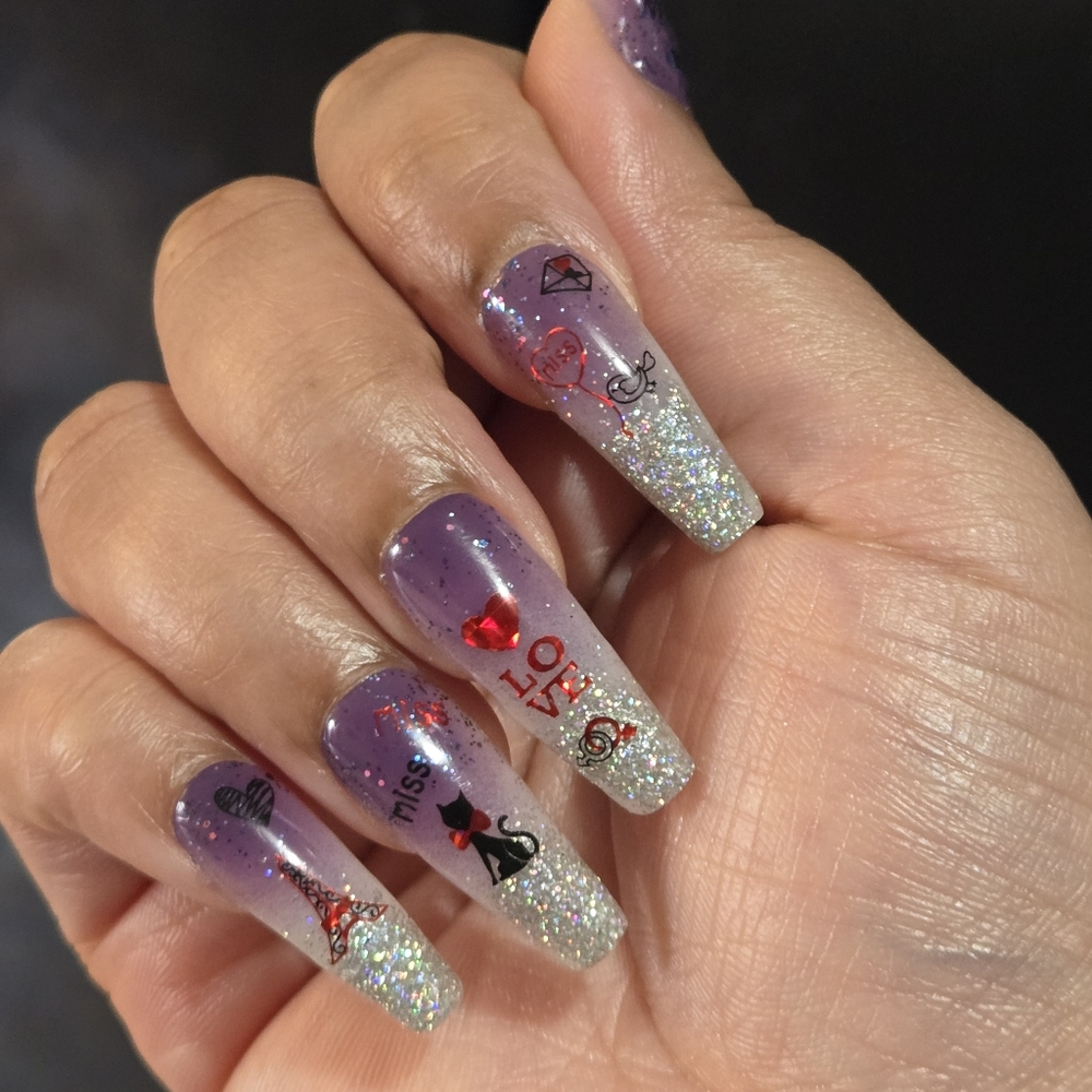 Glittery Paris-Themed Set